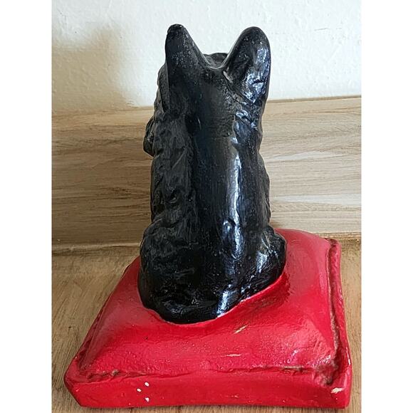 Vintage Dog On Pillow Chalkware Figurine Scottie Dog Black Scottish Terrier - Picture 3 of 12